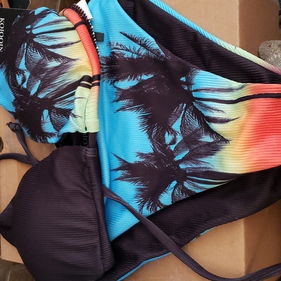 KOJOOIN Triangle High Cut Tie Side Thong Bikini Set Blue Rainbow Palm SZ L - Picture 4 of 10